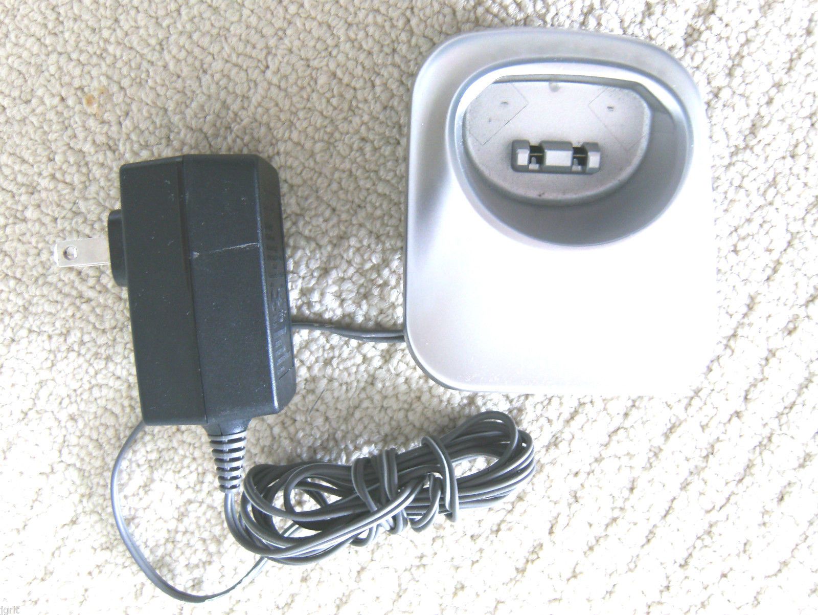 PNLC1010 YA silver PANASONIC remote base wP = KX TGA402 TG4021 cradle stand  unit For Sale - Item #1611470