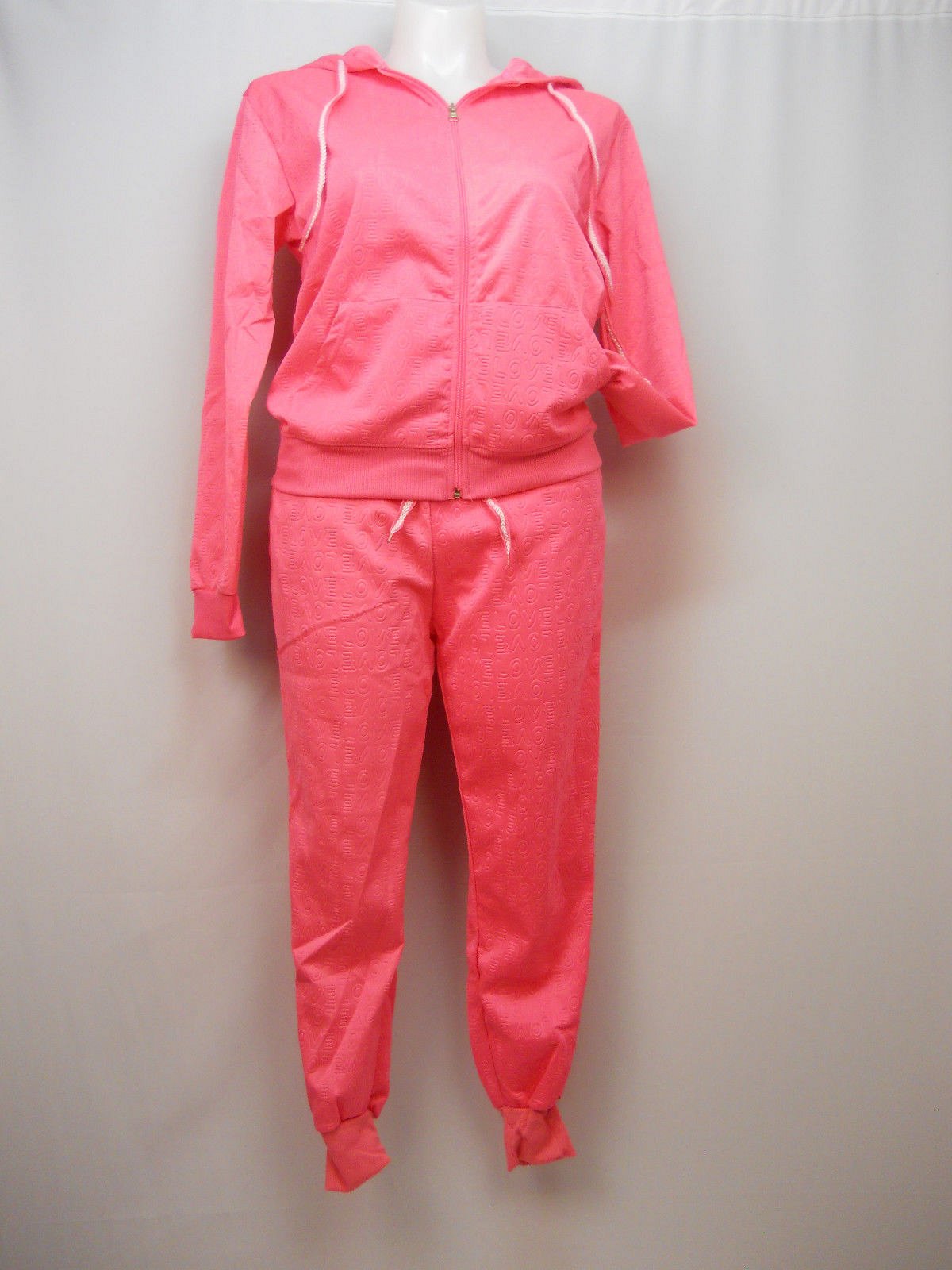 love pink sweat suits